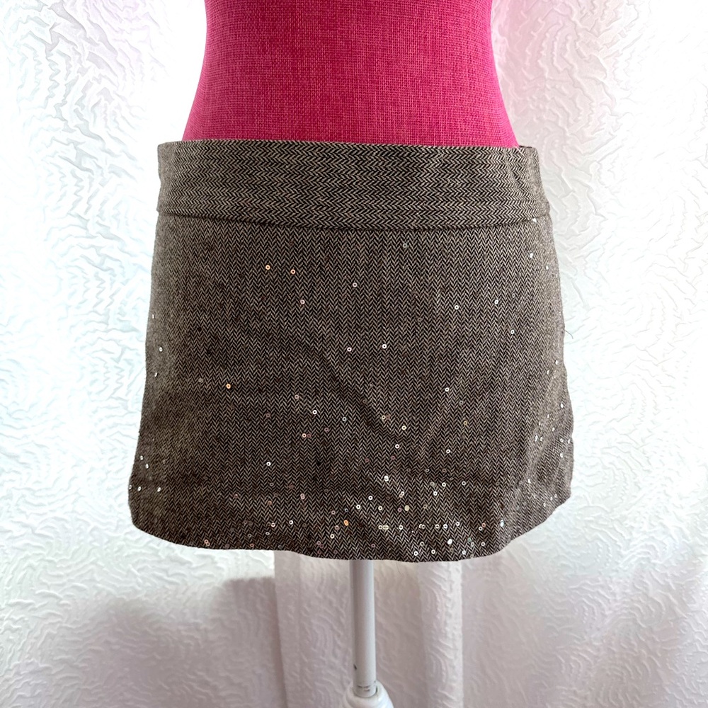 Forever 21 women’s vintage y2k, 90’s wool, mini skirt Size small